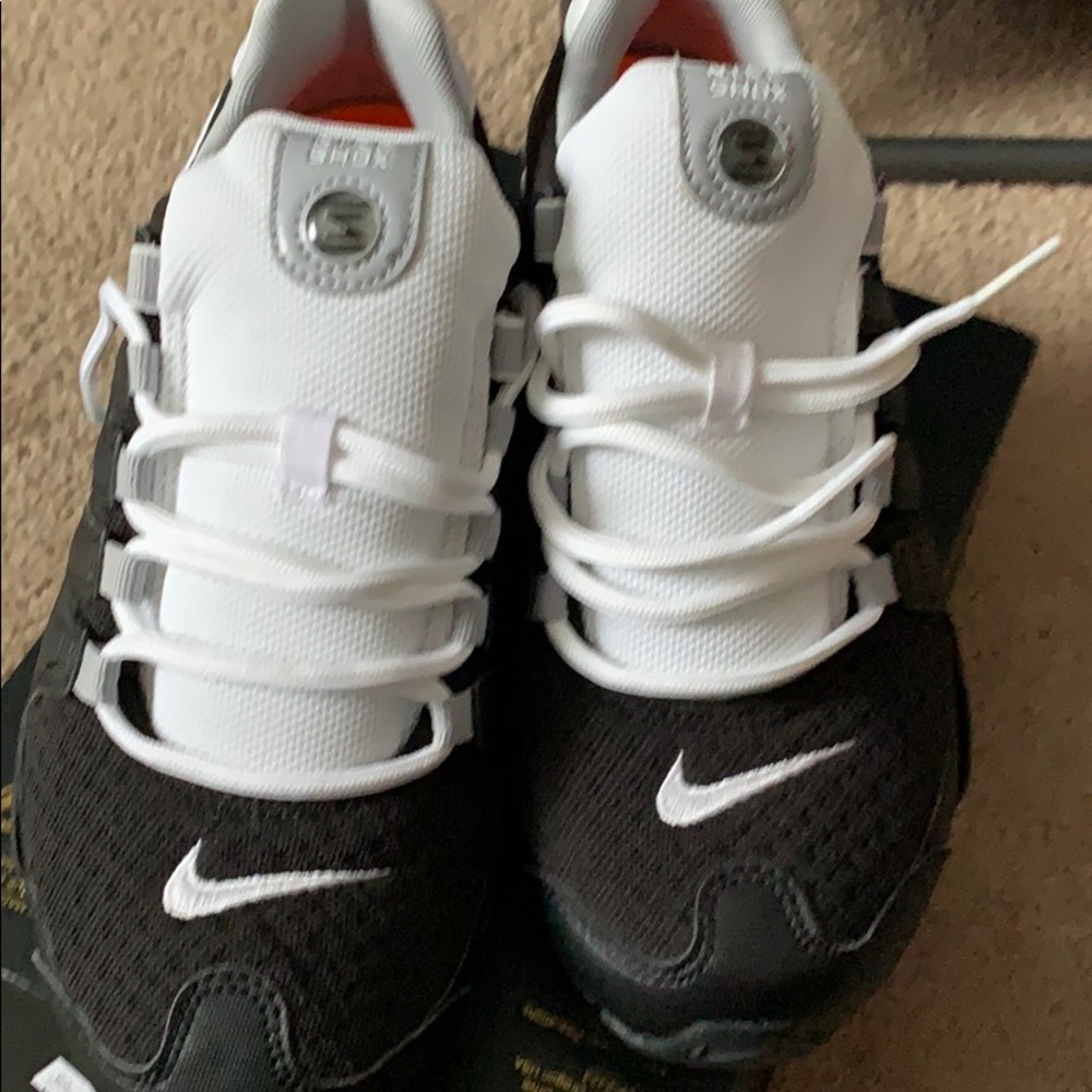 Nike show shoes
